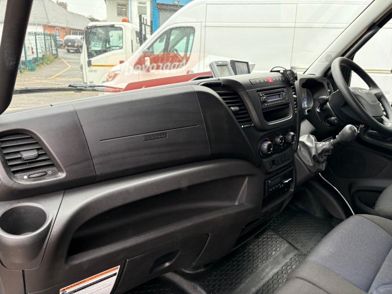 2019 Iveco Daily 3.0 HPI Welfare Van With TailLift NA Diesel Manual