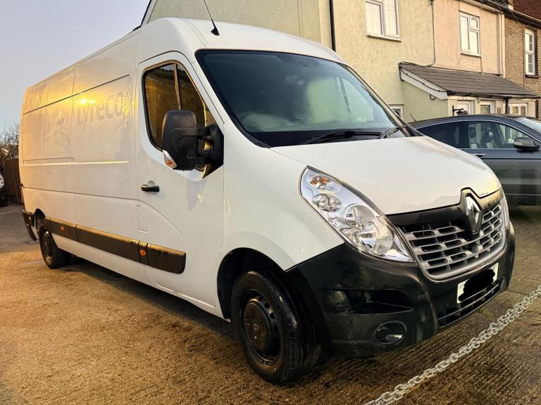 2016 Renault Master LM35 ENERGY dCi 135 Business Medium Roof Van PANEL VAN Diesel Manual