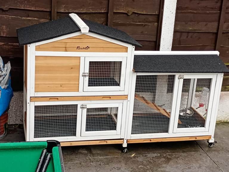 image for Rabbit hutch 