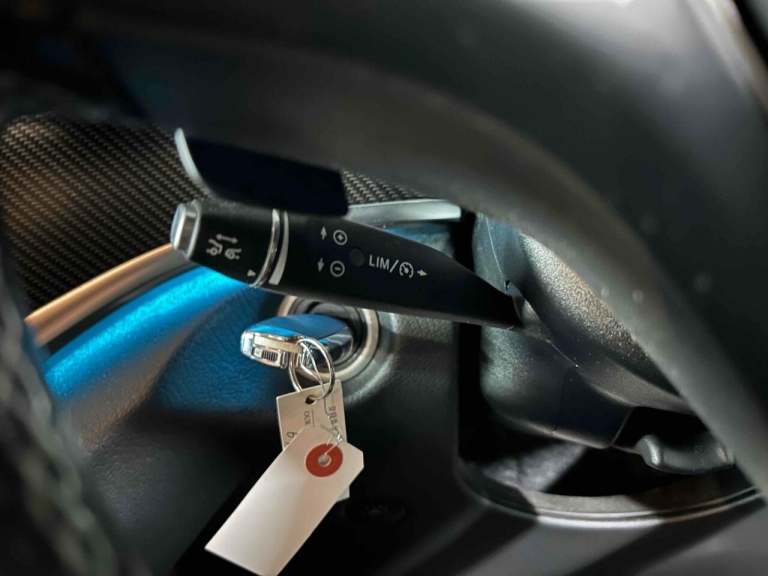  Mercedes-Benz V-Class 2.0 V260 PETROL AMG Line Euro 6 7 Seats Petrol Automatic