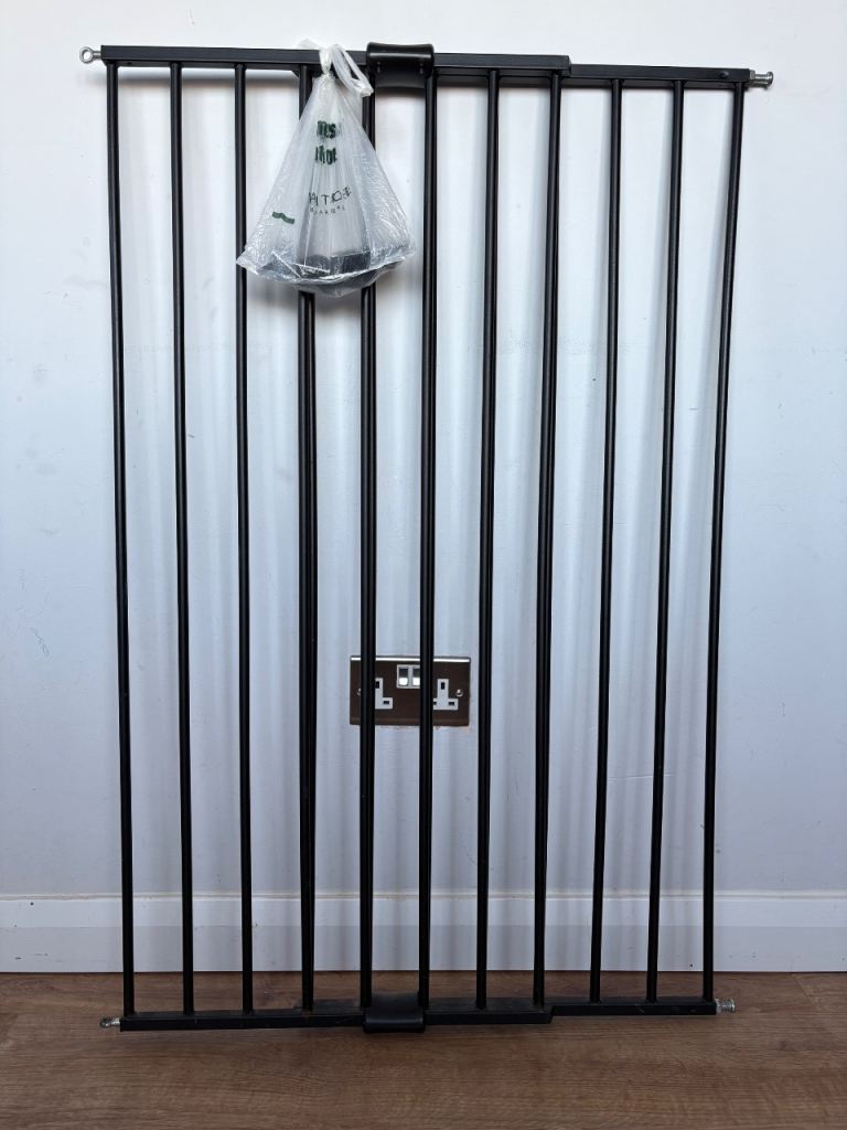Black Metal Baby/Pet Safety Gate with Fittings – Good Condition