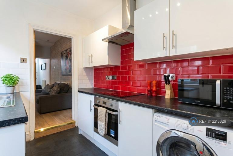 4 bedroom house in Northfield Road, Coventry, CV1 (4 bed) (#2213829)