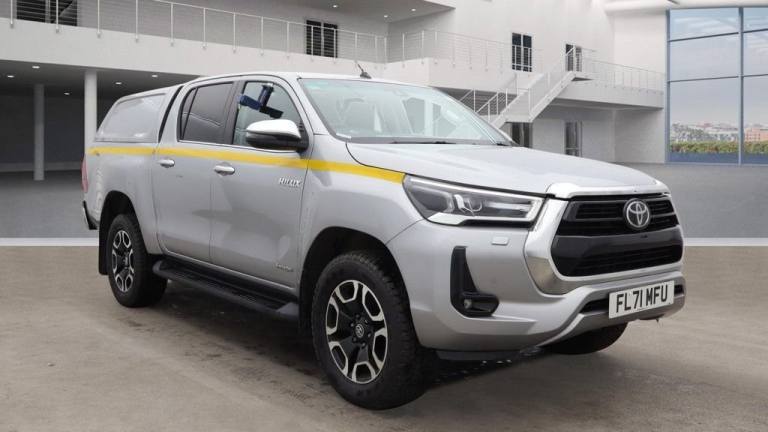 2021 71 TOYOTA HI-LUX 2.4 D-4D INVINCIBLE PICKUP DOUBLE CAB 4DR DIESEL AUTO 4WD 