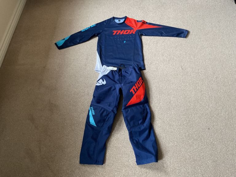 Thor Motocross Kit Kids size 26” Pants & Large Jersey Approx age 8-10 MX Youth Pitbike KTM Yamaha