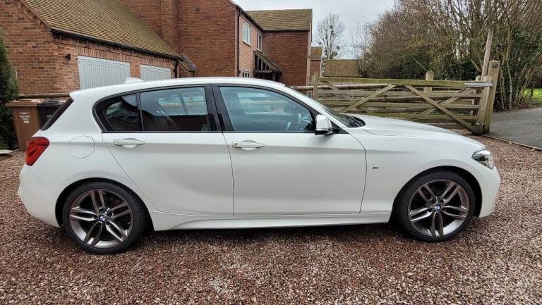 BMW, 1 SERIES, Hatchback, 2016, Manual, 1499 (cc), 5 doors