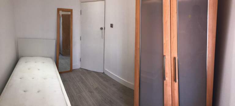 ROOM FOR RENT IN WEMBLEY PARK 