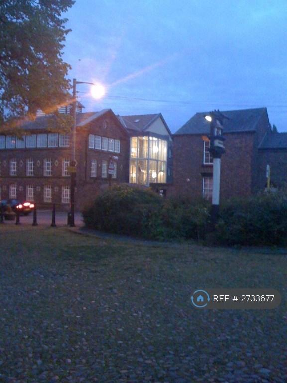 2 bedroom flat in Gateacre Brow, Liverpool, L25 (2 bed) (#2733677)