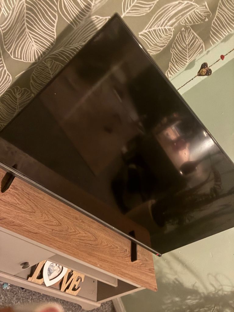 43” Toshiba Amazon Smart TV