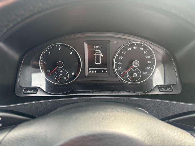 2015 Volkswagen Transporter 2.0 BiTDI 180PS Highline Kombi Van 4MOTION WINDOW VAN Diesel Manual