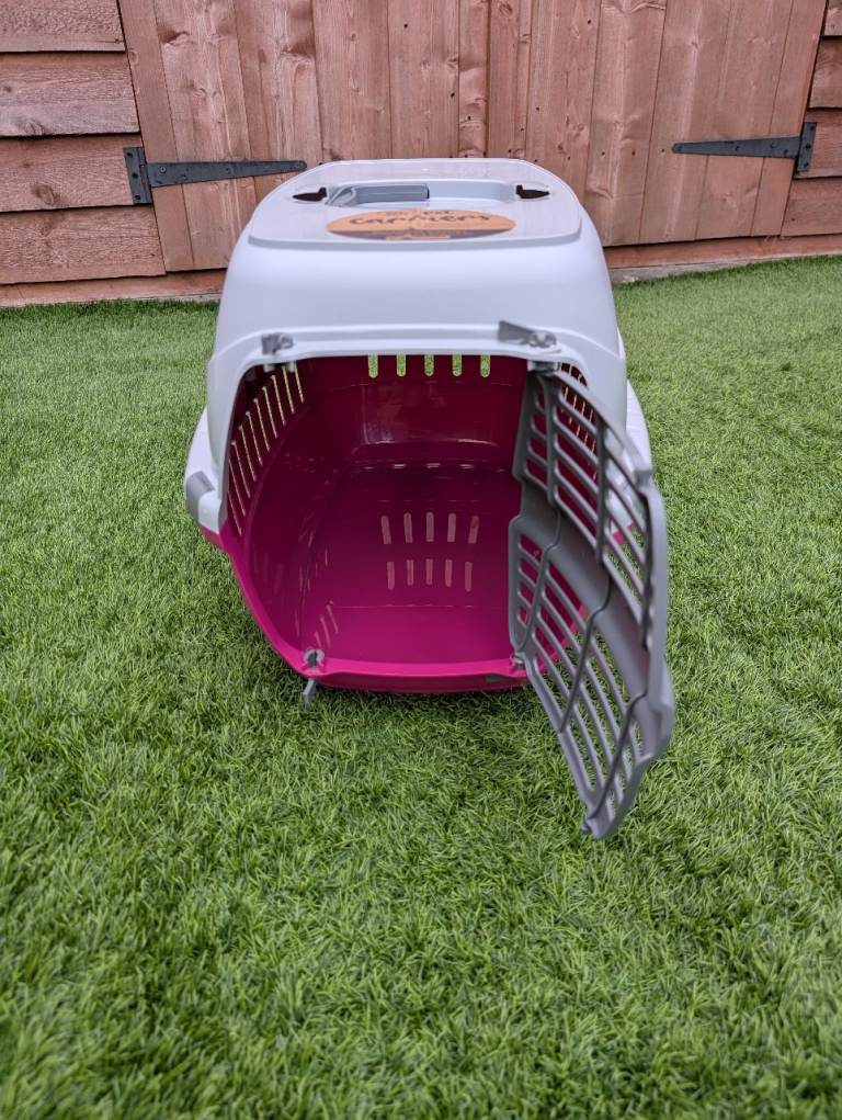 Pet carrier