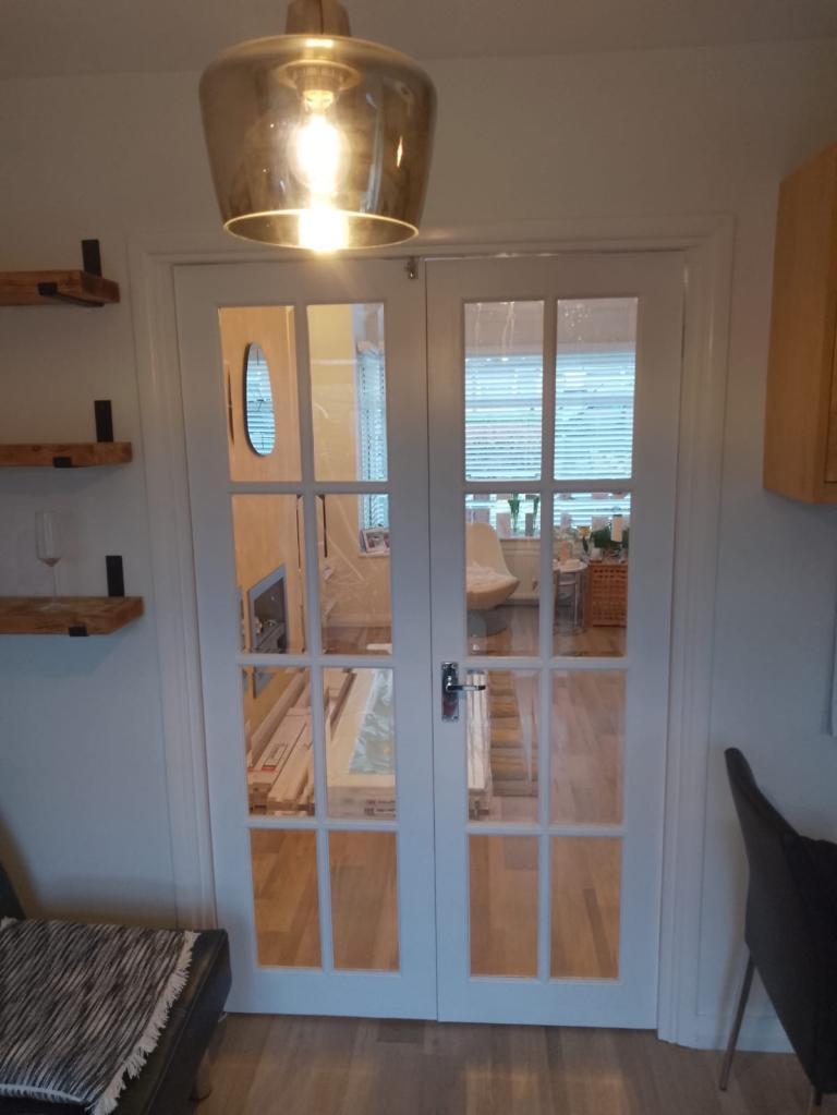Set of doors 