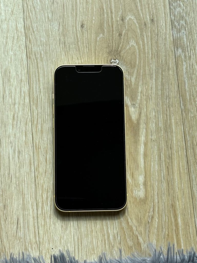 Apple iPhone 14 Yellow with Box and Accessories