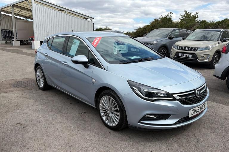 Vauxhall Astra 1.4i Turbo Gpf Elite Nav Hatchback 5dr Petrol Auto Euro 6 s/s