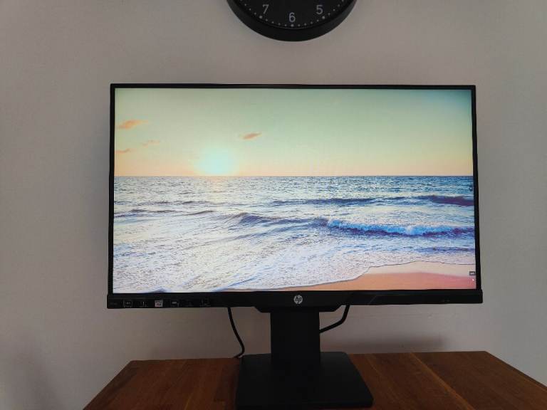 27inch HP  gaming monitor 1440p/144hz/1ms 