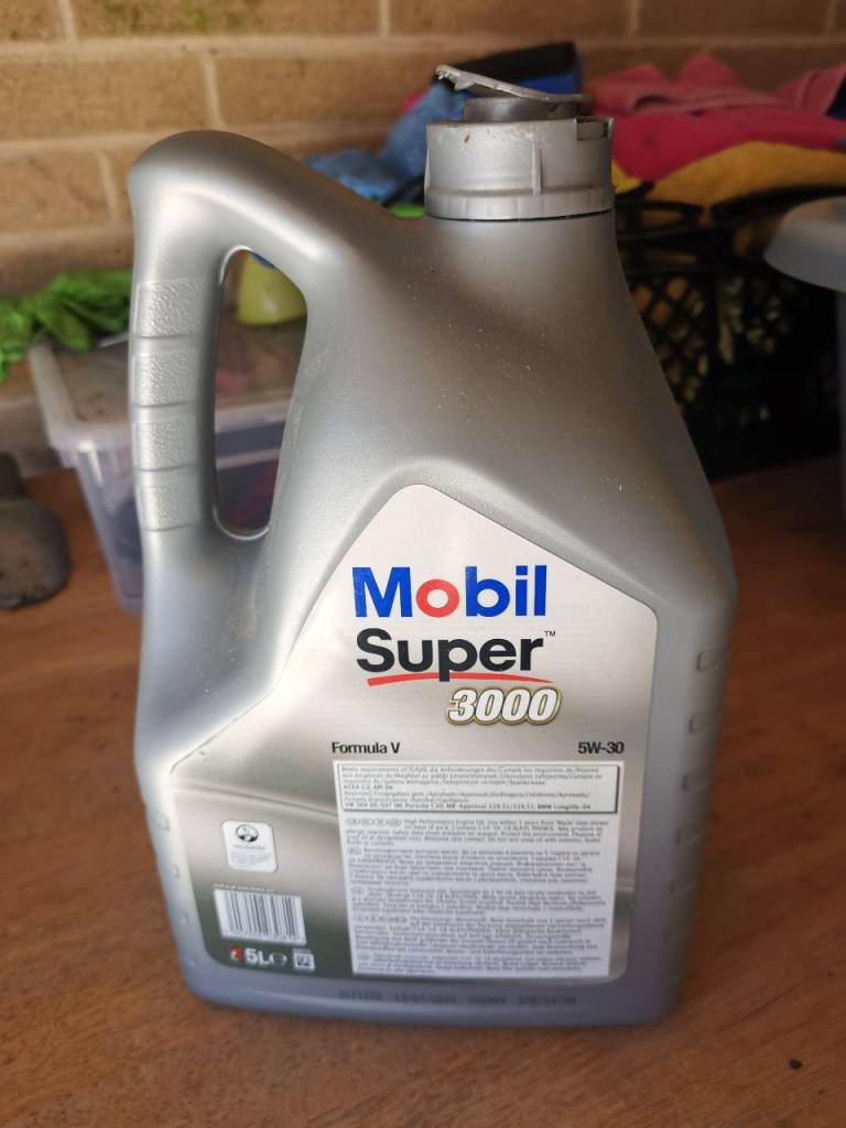 Mobil Super 3000 5w-30 Car Oil