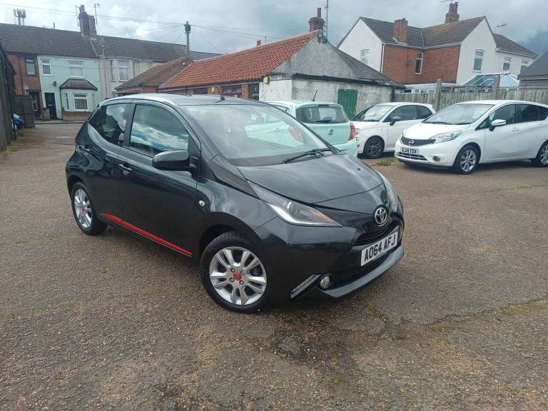 2014 Toyota AYGO 1.0 VVT-i X-Pression 5dr x-shift HATCHBACK Petrol Automatic
