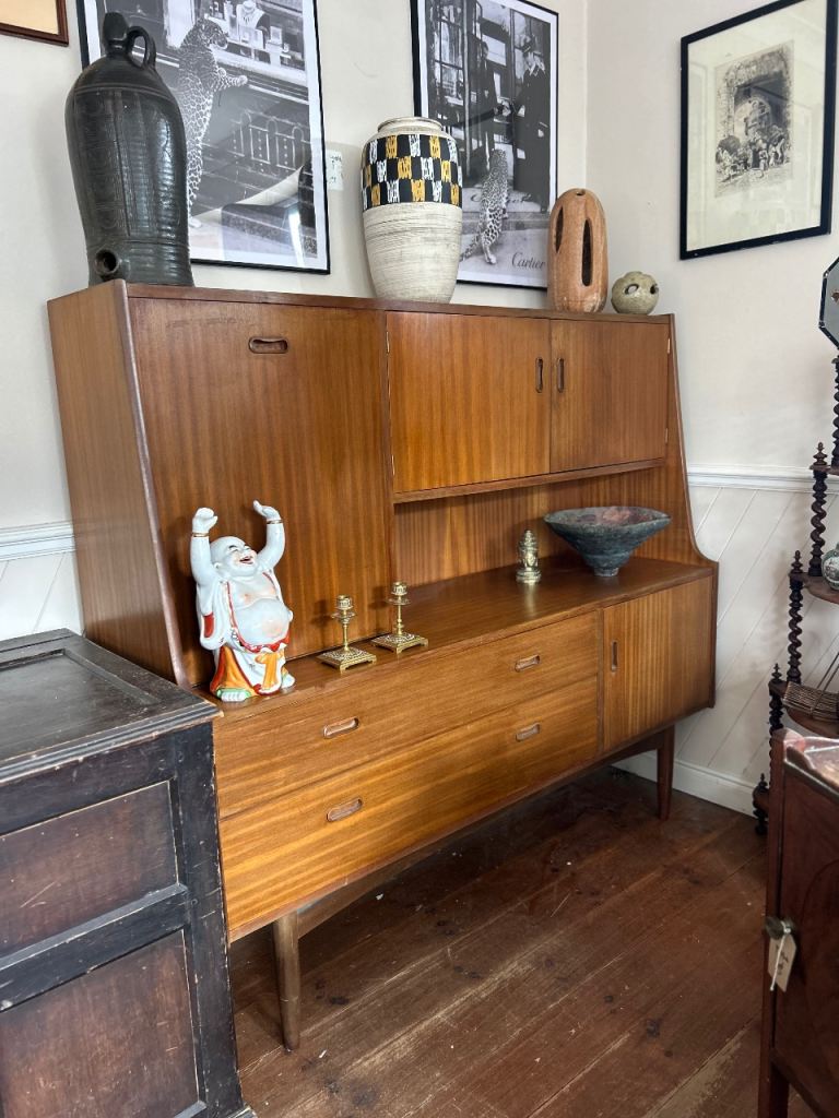 Midcentury sideboard 