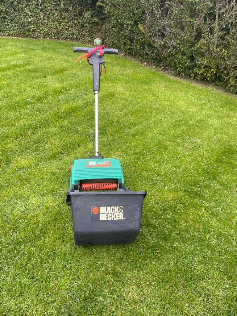 GARDEN TOOL - LAWNRAKER - SPARES OR REPAIR