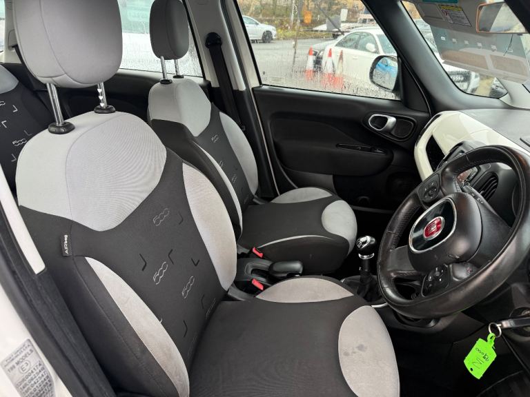 2013(63) Fiat 500L MPV 1.4 Petrol 95,000 Miles MOT'd 25/3/26 , White with black Roof A