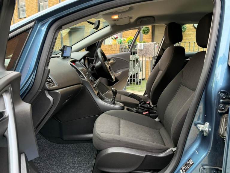 Vauxhall, ASTRA, Estate, 2014, Manual, 1248 (cc), 5 doors