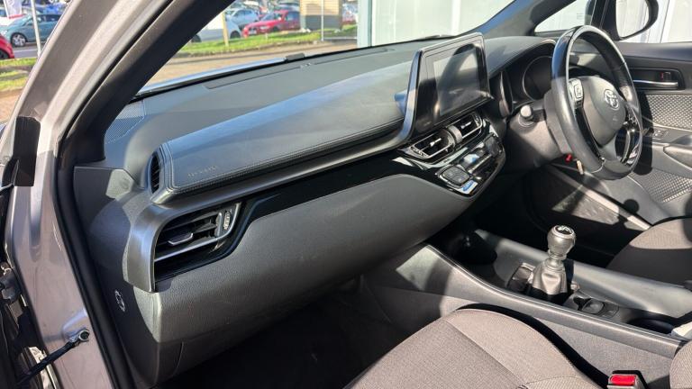 2017 Toyota C-HR 1.2T Icon 5dr Petrol Hatchback Hatchback Petrol Manual