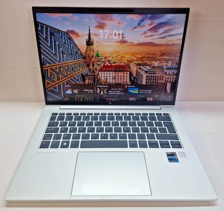 Very Powerful Hp Elitbook  G10 Laptop i7 13th gen VPro 16 GB RAM 256 GB SSD HP  1 year warranty