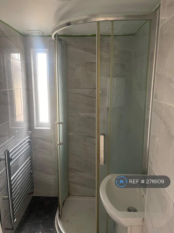 1 bedroom in Leyton, Leyton, E10 (#2716109)