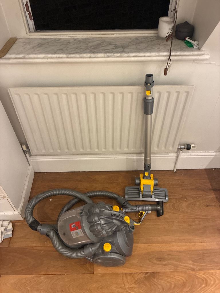 Dyson hoover