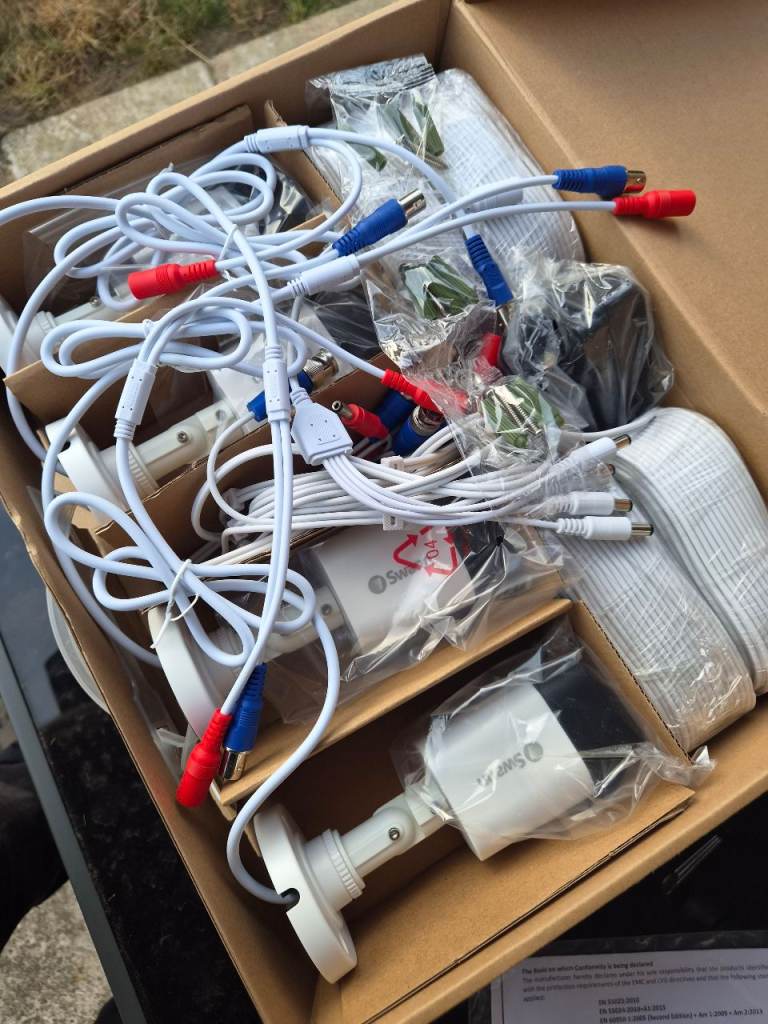 Swann 4 camera cctv system