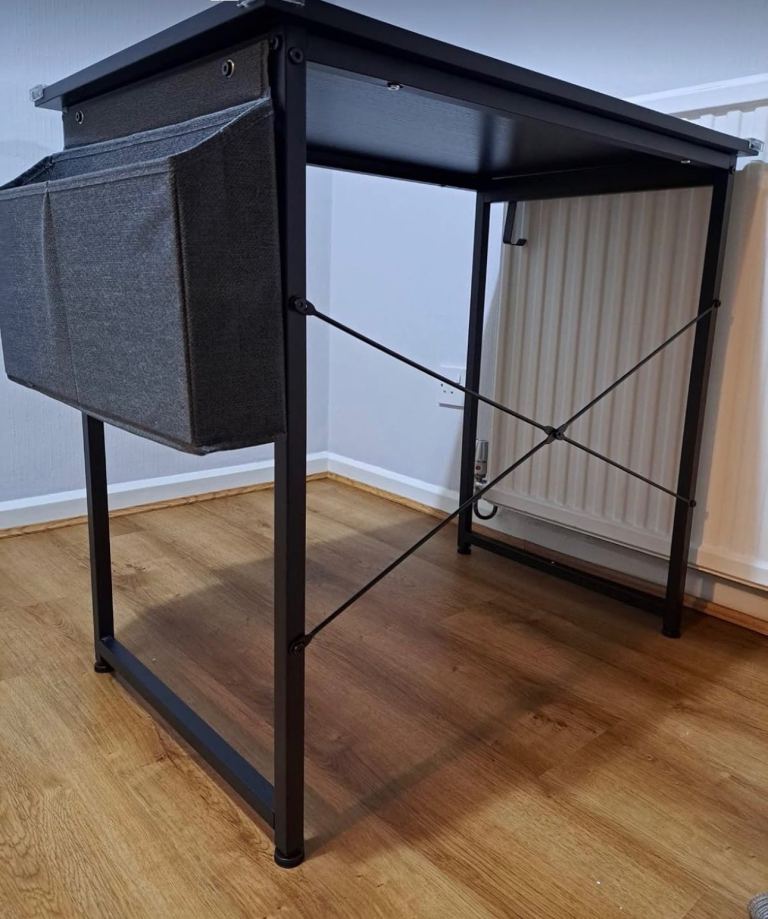 Modern Writing / Computer Desk – Simple Study or Work Desk