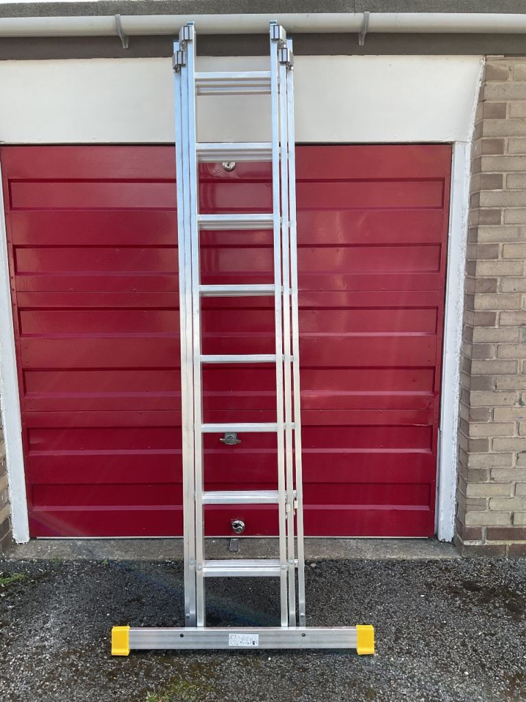 Werner Triple 8 tread extension ladder