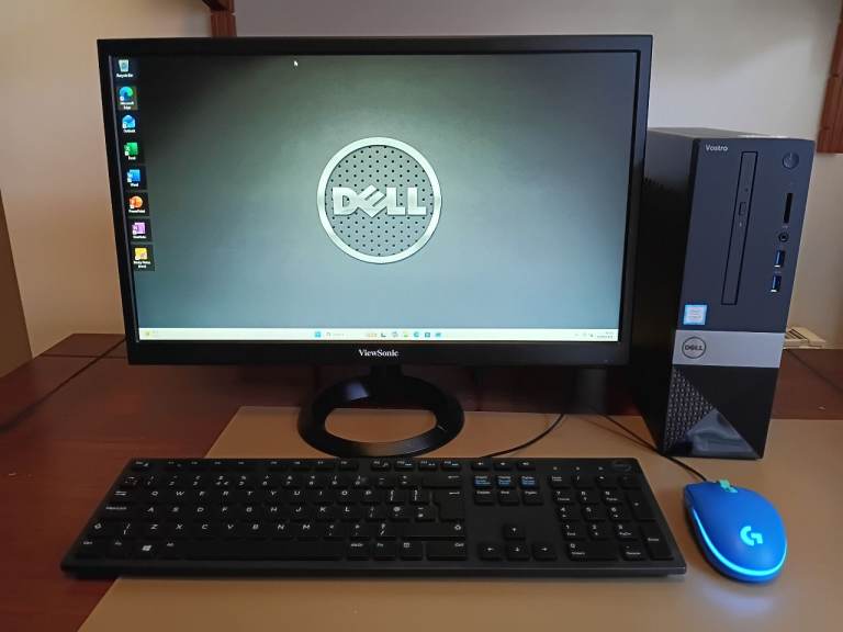 Complete ready to go DELL PC Home / Office bundle 