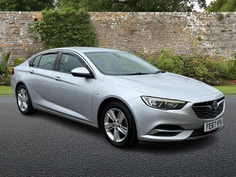 2017 Vauxhall Insignia 1.6 Turbo D ecoTEC Tech Line Nav Grand Sport 5dr Diesel Manual Euro 6 (s/s...