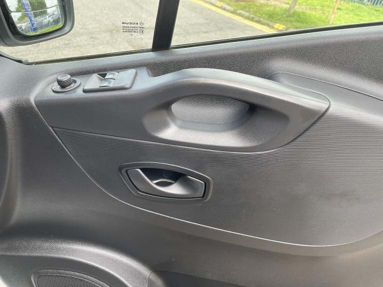 2021 Renault Trafic SL28 ENERGY dCi 120 Business Van PANEL VAN DIESEL Manual