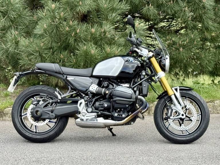 2024 BMW R 12 NINET 1200 ROADSTER/RETRO PETROL MANUAL CARDAN EURO 5 (108 PS)