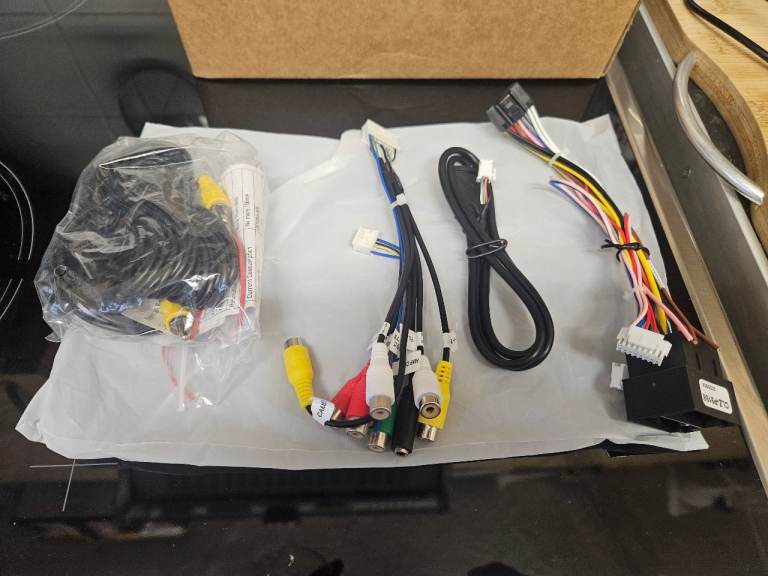 Touch screen bluetooth car stereo