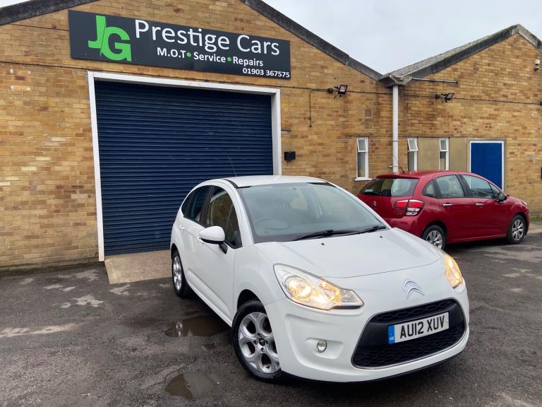 2012 Citroen C3 1.4i White Hatchback 5dr Petrol Manual Euro 5 (75 ps) Petrol
