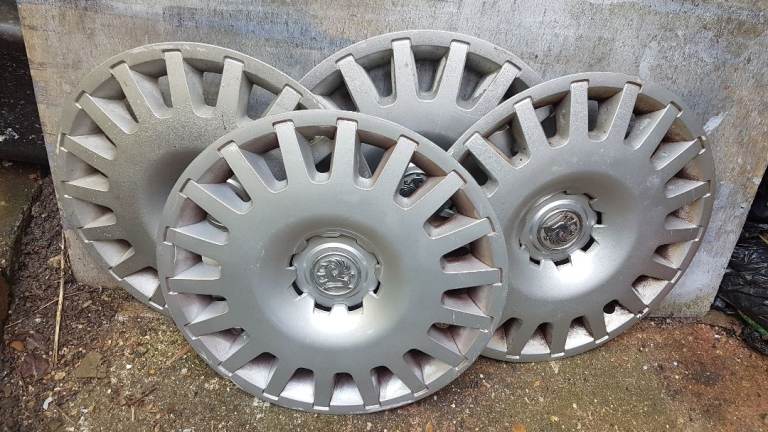 Vauxhall Astra Hub cap covers 15"
