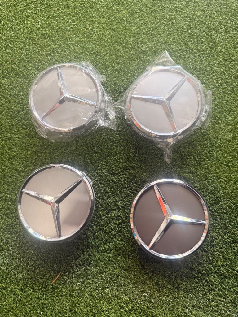Mercedes wheel centre caps 