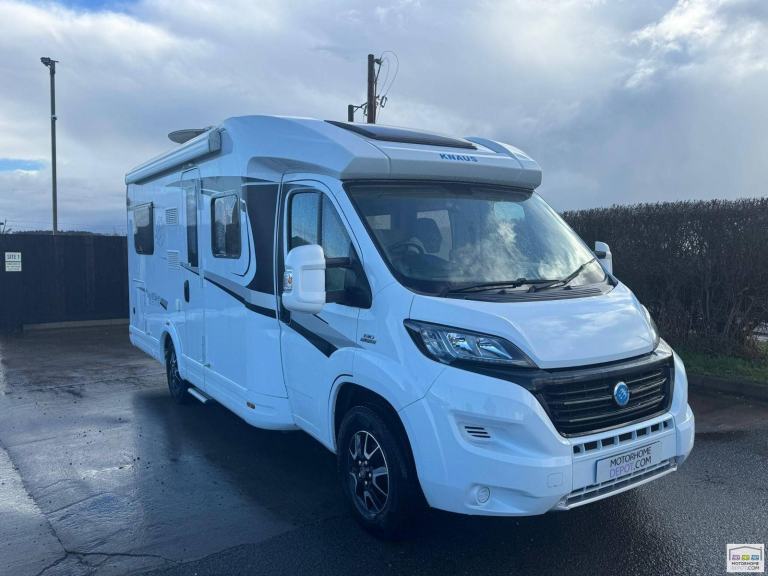Knaus Sky Ti 650 MF French Bed 4 Berth 4 Belts