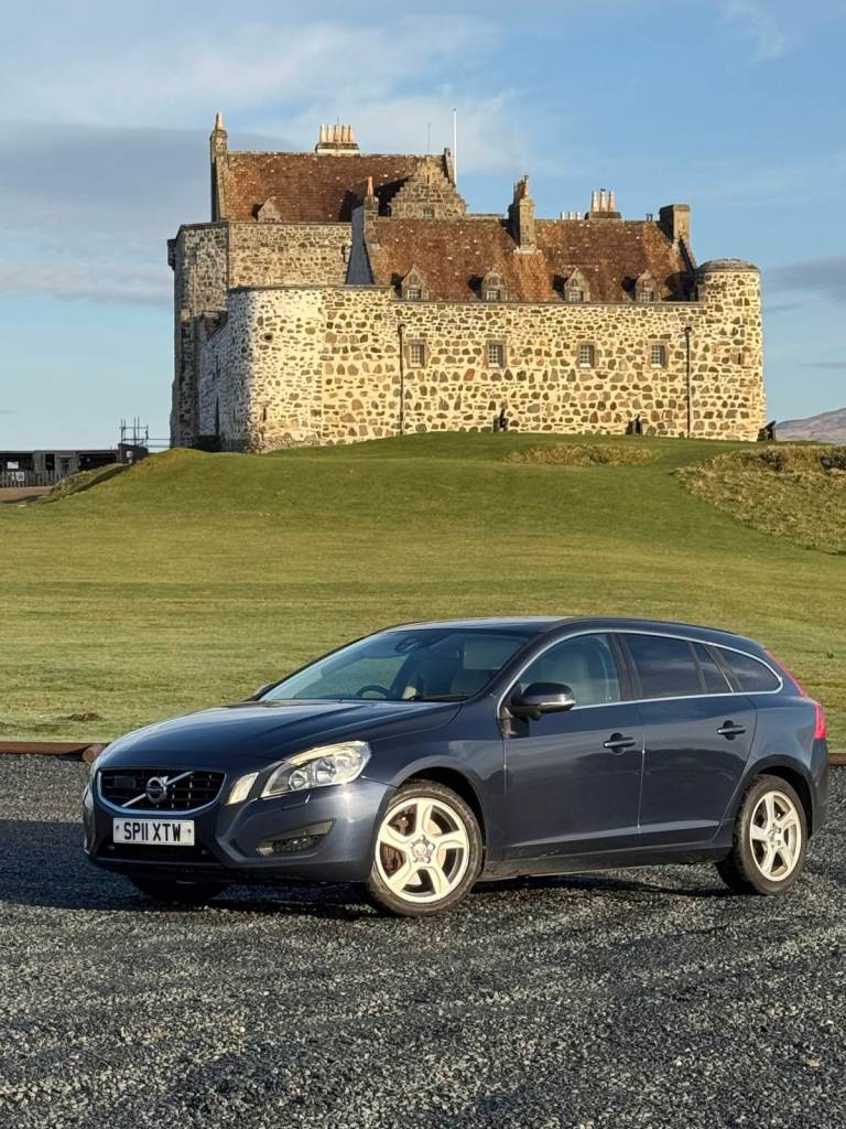Volvo V60 2,4l D5 205HP 2011 / 183k miles