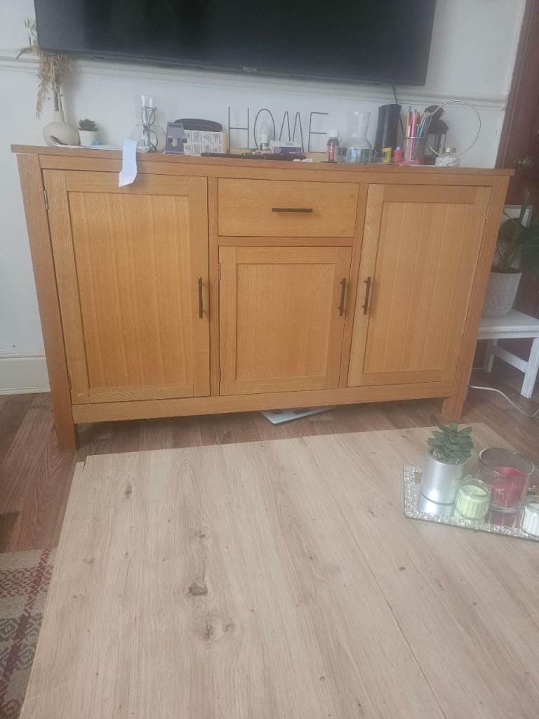 Sideboard 