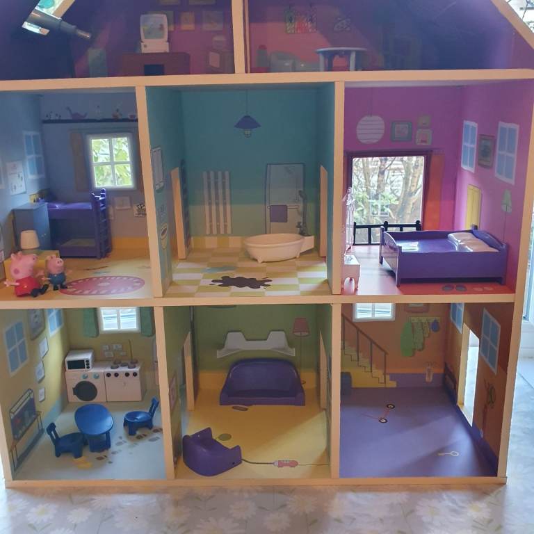 Peppa Pig Wooden Playhouse