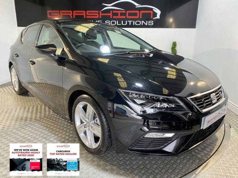 SEAT LEON 1.5 TSI EVO FR Euro 6 (s/s) 5dr Black Manual Petrol 2019