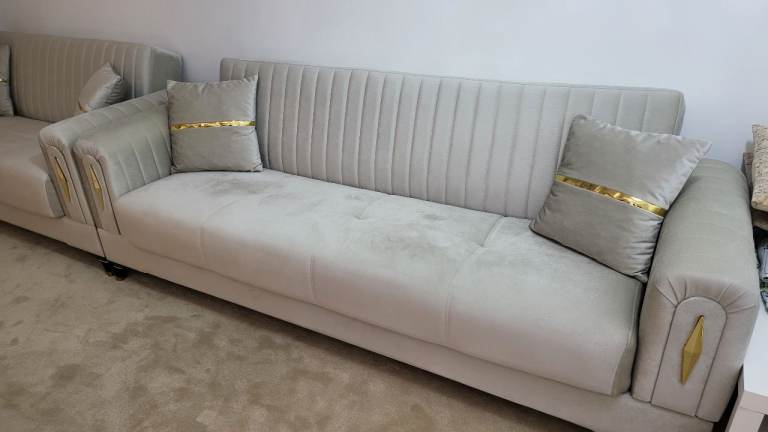 BRAND NEW Sofa 3 seater + 2 Seater