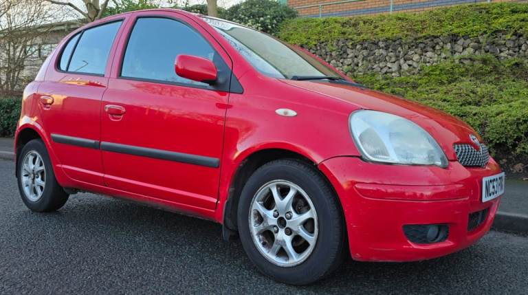 Toyota yaris 1.3 5dr honda  nissan ford  Vauxhall hyundai renault peugeot skoda suzuki Volkswagen 