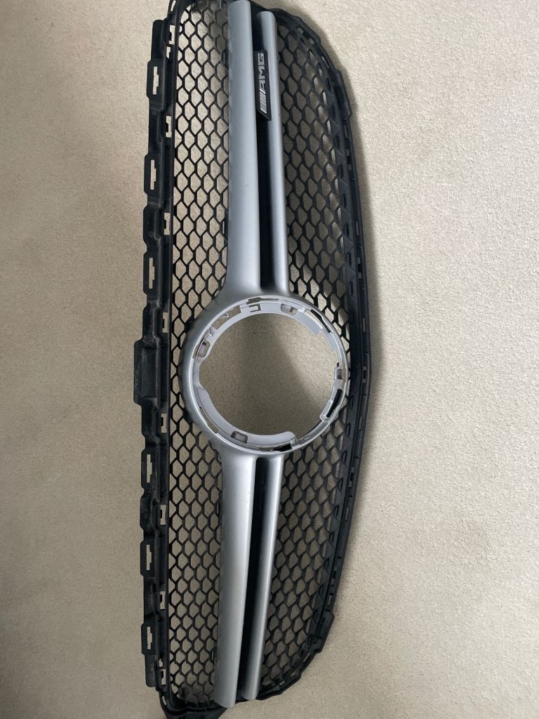 Mercedes AMG grill