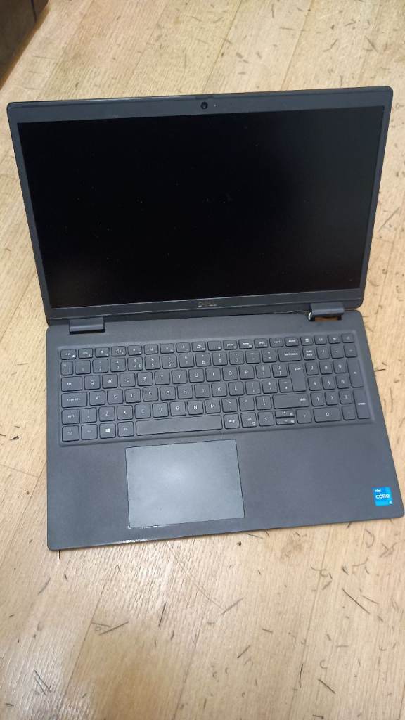 Dell Latitude 3520 Laptop - Intel Core i5, 16GB RAM, 1TB HDD, WIN 11 pro