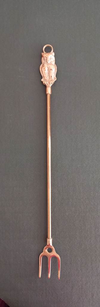 Vintage Brass Toasting Fork – Good Condition