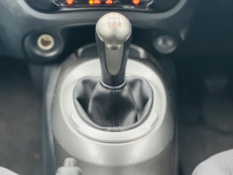 2013 Nissan Juke 1.6 Acenta 5dr HATCHBACK Petrol Manual